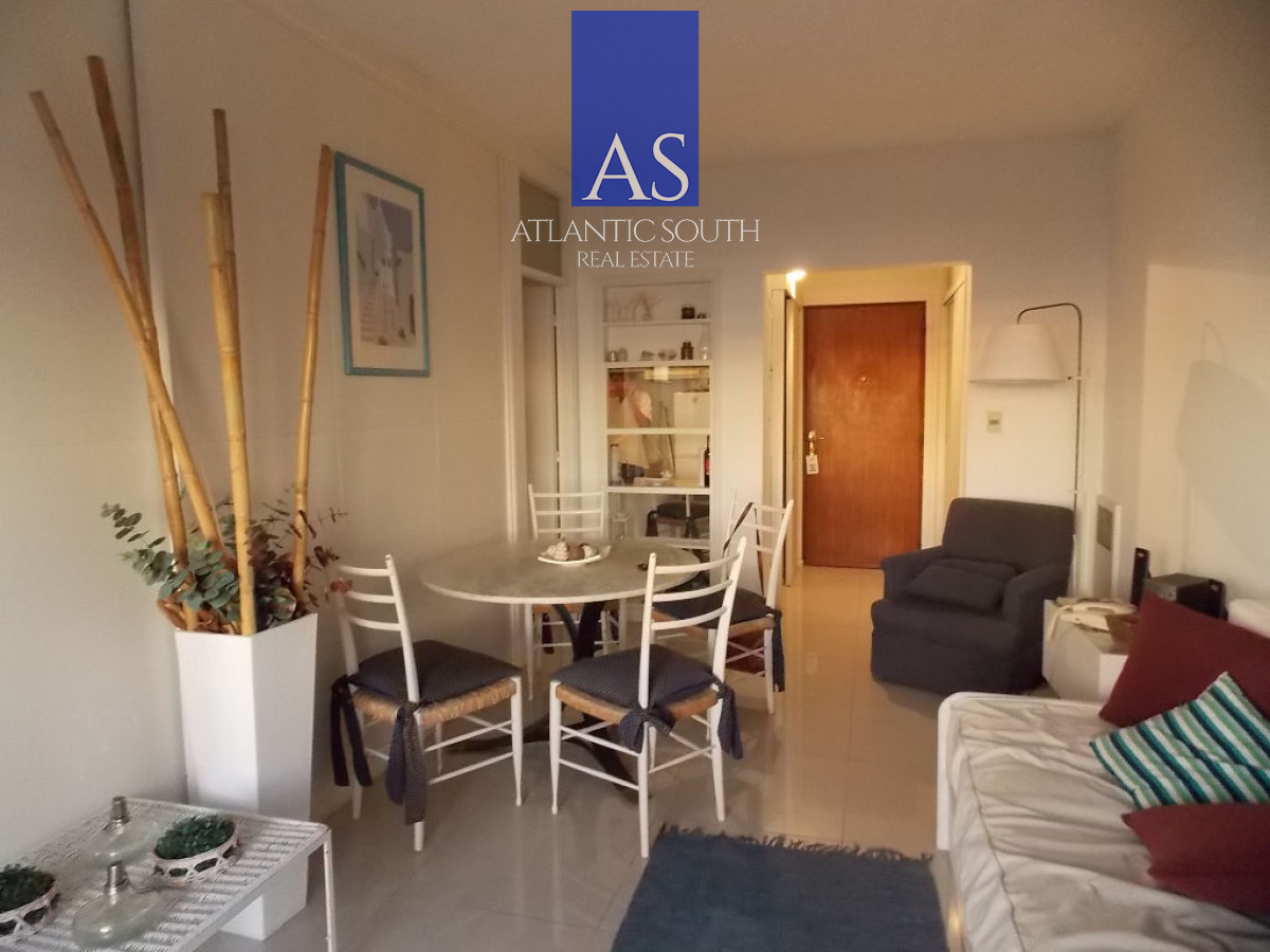 Apartamento ID.4113 - Apartamento 1 dormitorio primera línea de la Mansa Edificio Icónico de Punta del Este