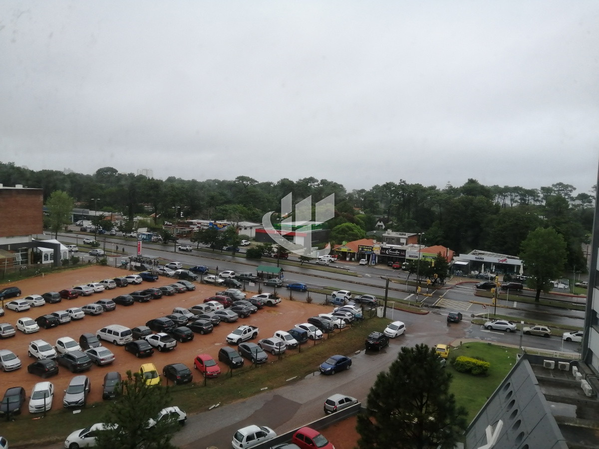 Apartamento ID.416 - Apartamento, alquiler anual, 2 dormitorios, Punta del Este