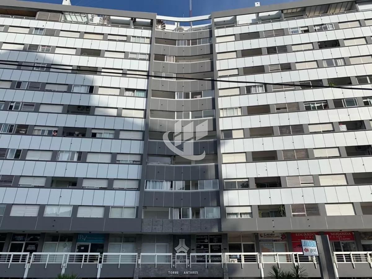 Apartamento ID.416 - Apartamento, alquiler anual, 2 dormitorios, Punta del Este