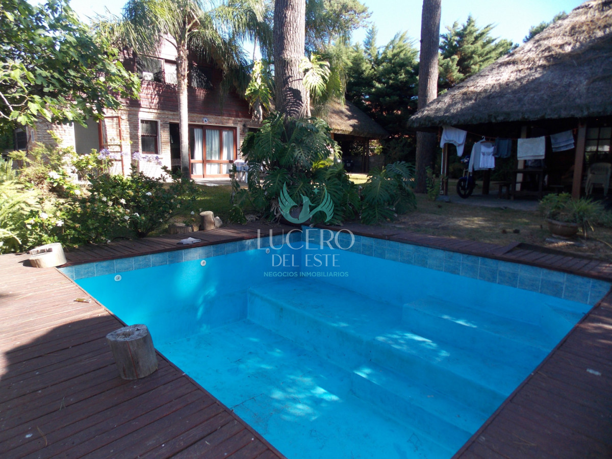 Casa ID.1746 - MANSA -PINARES PARADA 32 A 200 METROS DE LA RAMBLA