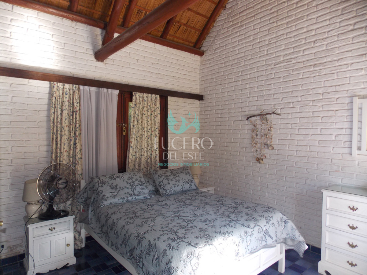 Casa ID.1746 - MANSA -PINARES PARADA 32 A 200 METROS DE LA RAMBLA