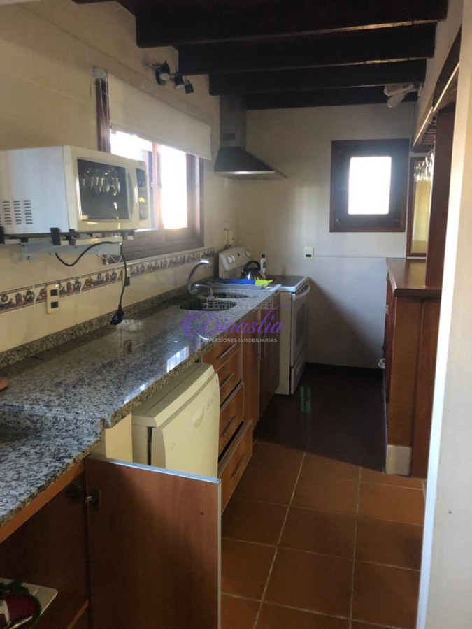 Casa ID.353 - Venta Casa de 2 dormitorios en Balneario Buenos Aires, Manantiales