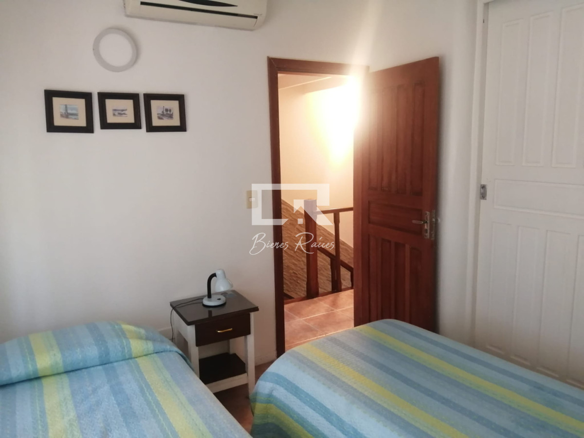 Apartamento ID.871 - IMPERDIBLE!!! C PARRILLERO PROPIO DUPLEX TIPO CASA ZONA CANTEGRIL