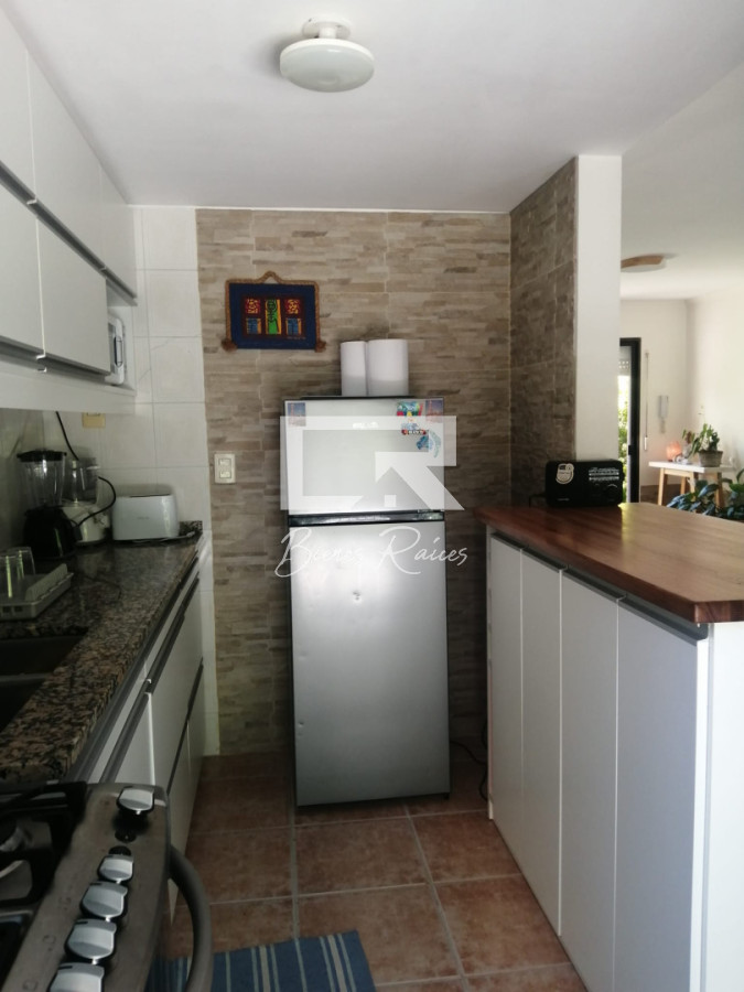 Apartamento ID.871 - IMPERDIBLE!!! C PARRILLERO PROPIO DUPLEX TIPO CASA ZONA CANTEGRIL