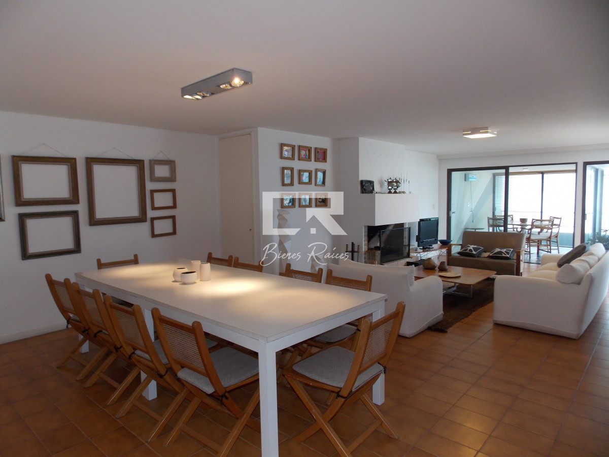 Apartamento ID.616 - IMPORTANTE PLANTA DE 166 MTS CON VISTA AL MAR EN PENINSULA
