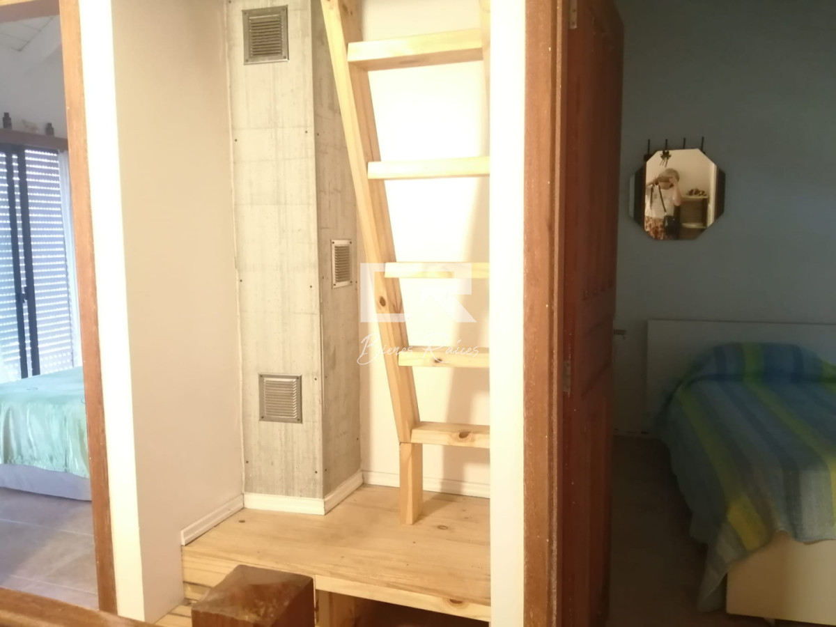 Apartamento ID.871 - IMPERDIBLE!!! C PARRILLERO PROPIO DUPLEX TIPO CASA ZONA CANTEGRIL