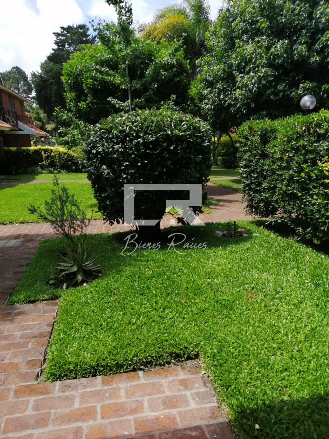Apartamento ID.871 - IMPERDIBLE!!! C PARRILLERO PROPIO DUPLEX TIPO CASA ZONA CANTEGRIL