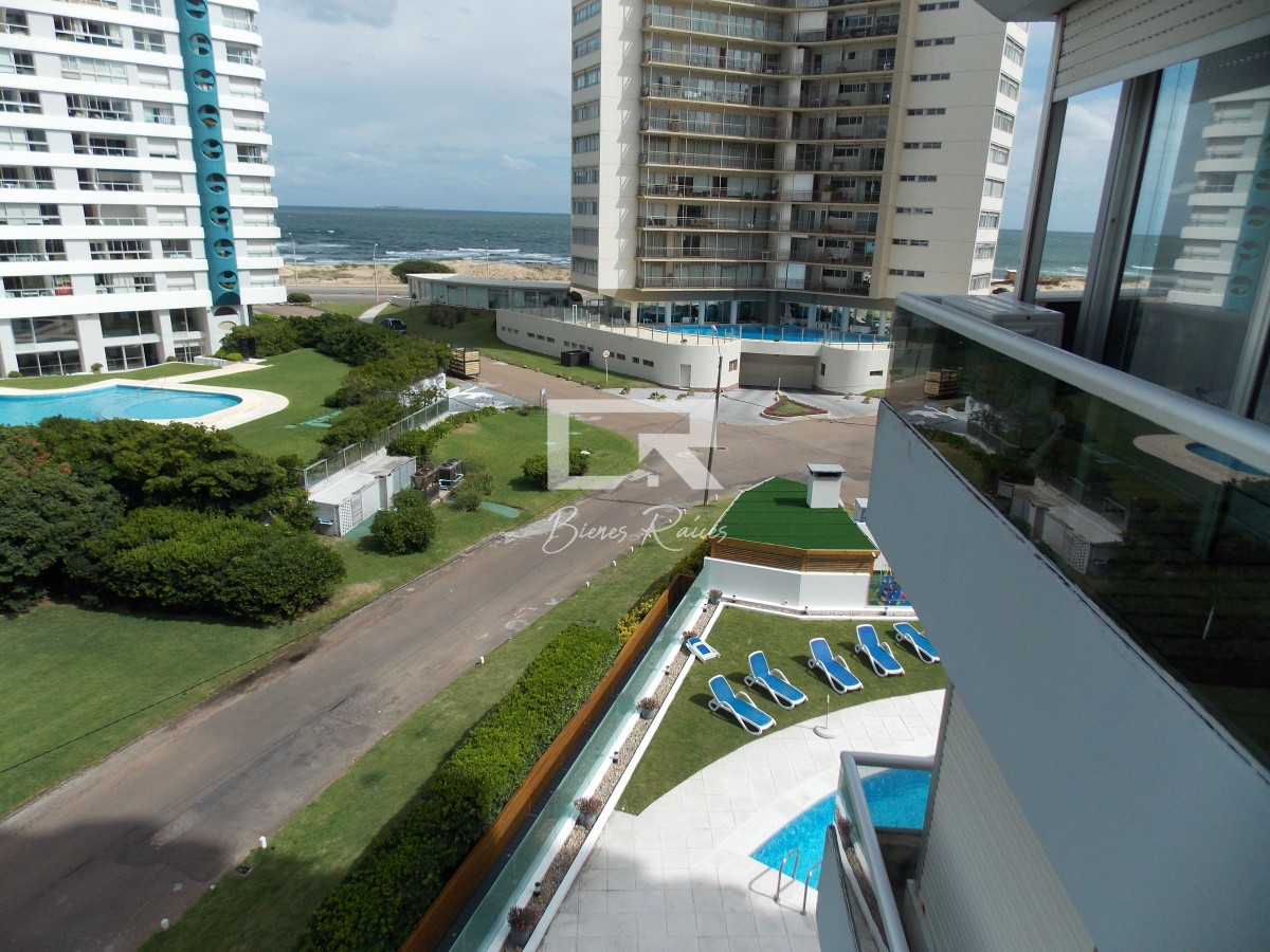 Apartamento ID.543 - APARTAMENTO TOTALMENTE RECICLADO A MTS. DE LA BRAVA Y DE LA MANSA.