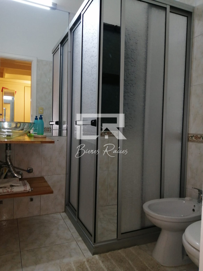Apartamento ID.871 - IMPERDIBLE!!! C PARRILLERO PROPIO DUPLEX TIPO CASA ZONA CANTEGRIL