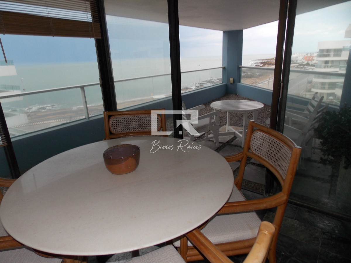 Apartamento ID.616 - IMPORTANTE PLANTA DE 166 MTS CON VISTA AL MAR EN PENINSULA