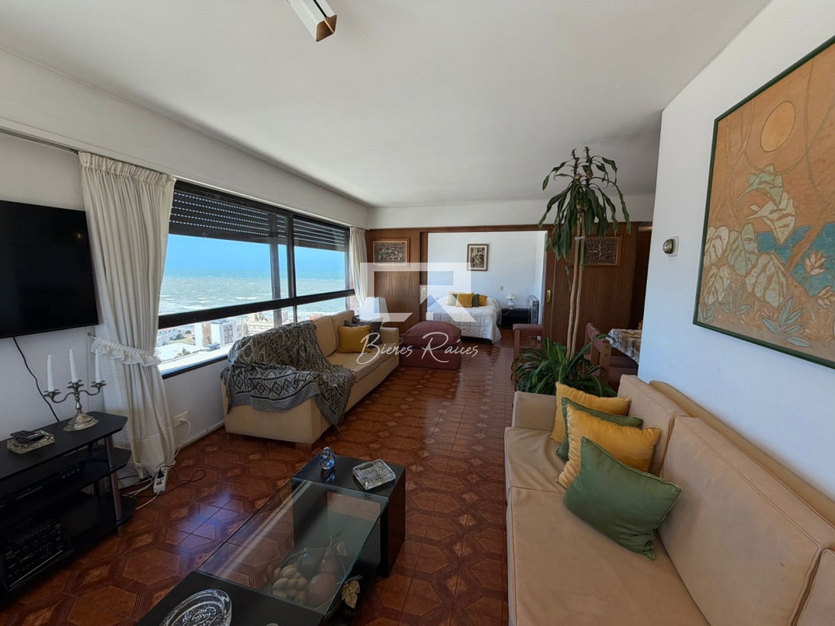 Apartamento ID.617 - Clasica Torre en Peninsula,   Vista de todos los ambientes