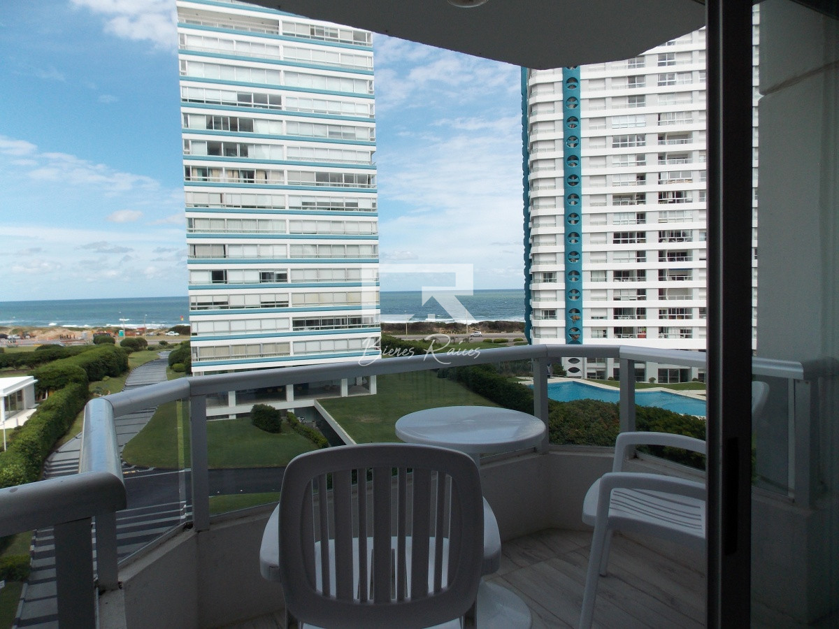 Apartamento ID.543 - APARTAMENTO TOTALMENTE RECICLADO A MTS. DE LA BRAVA Y DE LA MANSA.