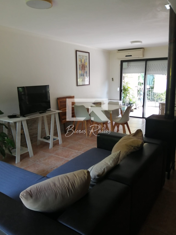 Apartamento ID.871 - IMPERDIBLE!!! C PARRILLERO PROPIO DUPLEX TIPO CASA ZONA CANTEGRIL