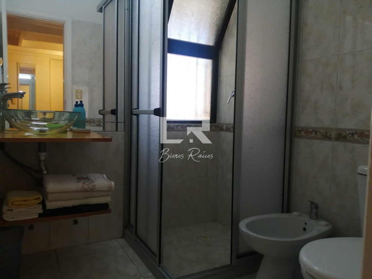 Apartamento ID.871 - IMPERDIBLE!!! C PARRILLERO PROPIO DUPLEX TIPO CASA ZONA CANTEGRIL