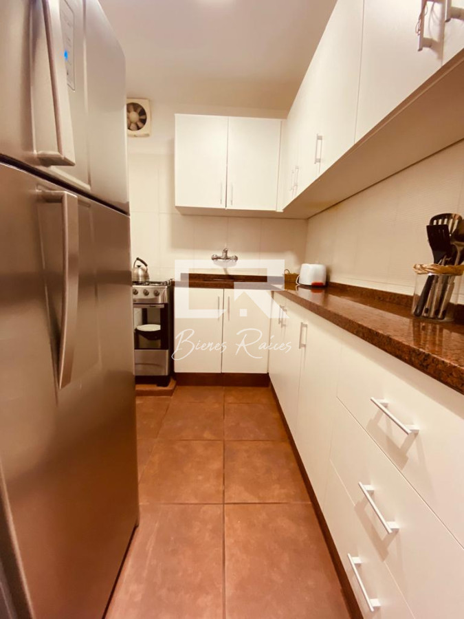 Apartamento ID.756 - PARADA 1 MANSA , EDIF CON SERVICIOS  IMPECABLE