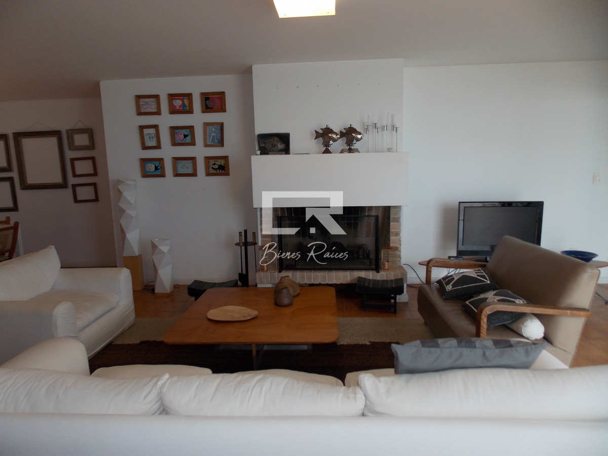 Apartamento ID.616 - IMPORTANTE PLANTA DE 166 MTS CON VISTA AL MAR EN PENINSULA