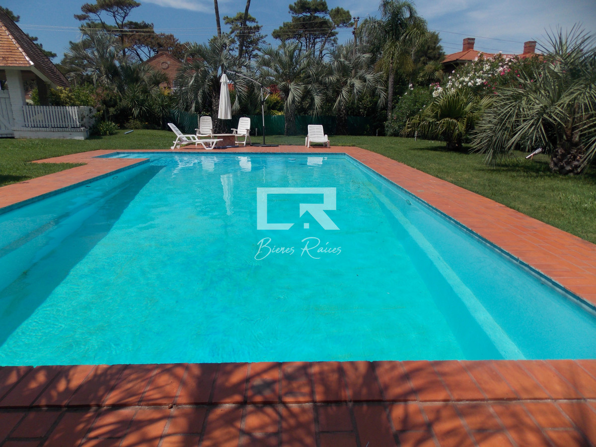 Casa ID.866 - Muy linda casa a 100 mts. del mar