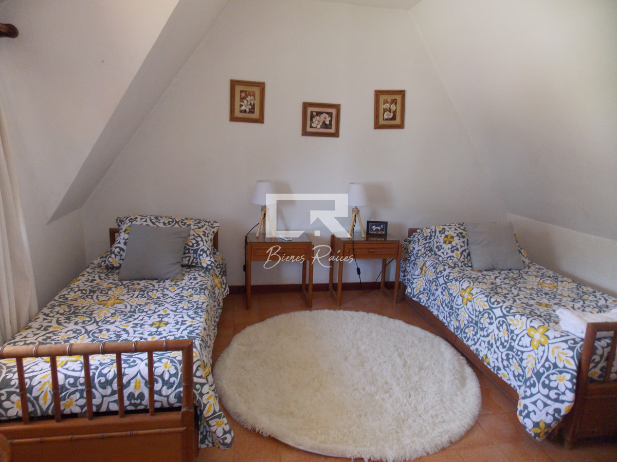 Casa ID.866 - Muy linda casa a 100 mts. del mar