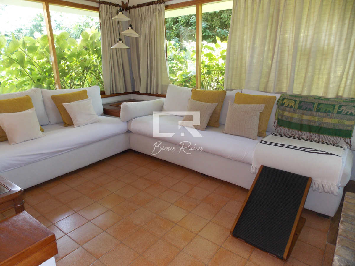 Casa ID.866 - Muy linda casa a 100 mts. del mar