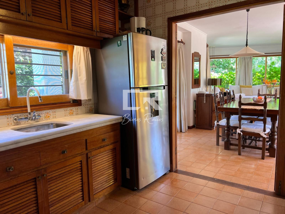 Casa ID.866 - Muy linda casa a 100 mts. del mar