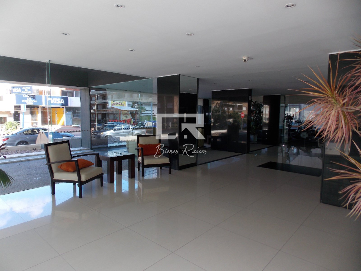 Apartamento ID.617 - Clasica Torre en Peninsula,   Vista de todos los ambientes