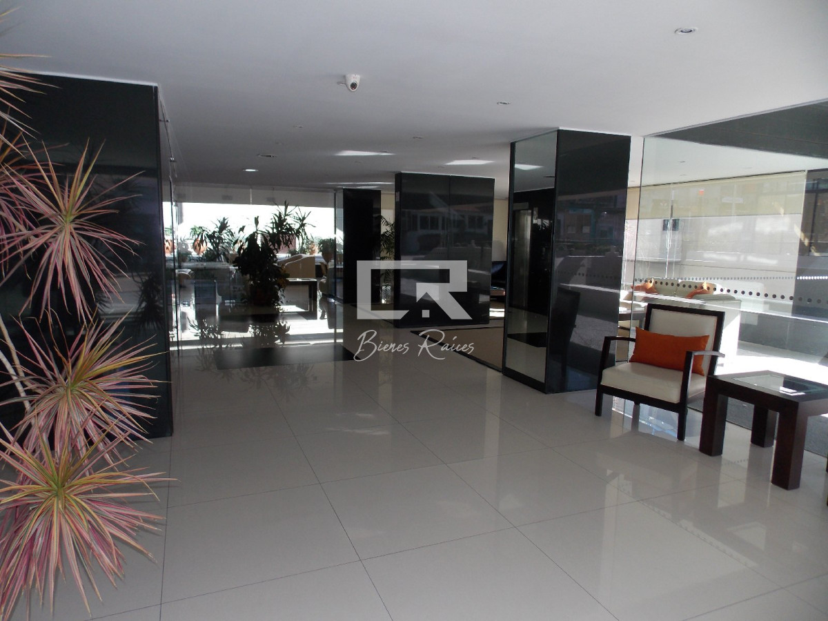 Apartamento ID.617 - Clasica Torre en Peninsula,   Vista de todos los ambientes