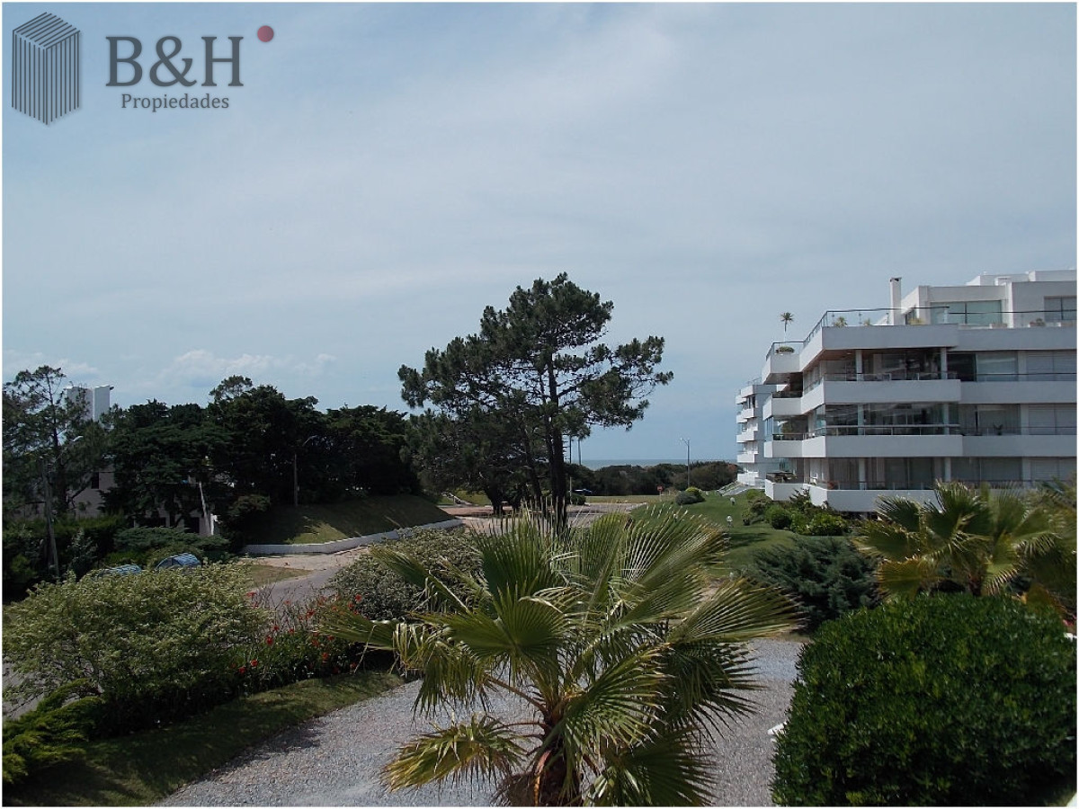 Apartamento ID.4433 - RINCON DEL INDIO A UNA CUADRA DE LA RAMBLA CON PARRILLERO PROPIO