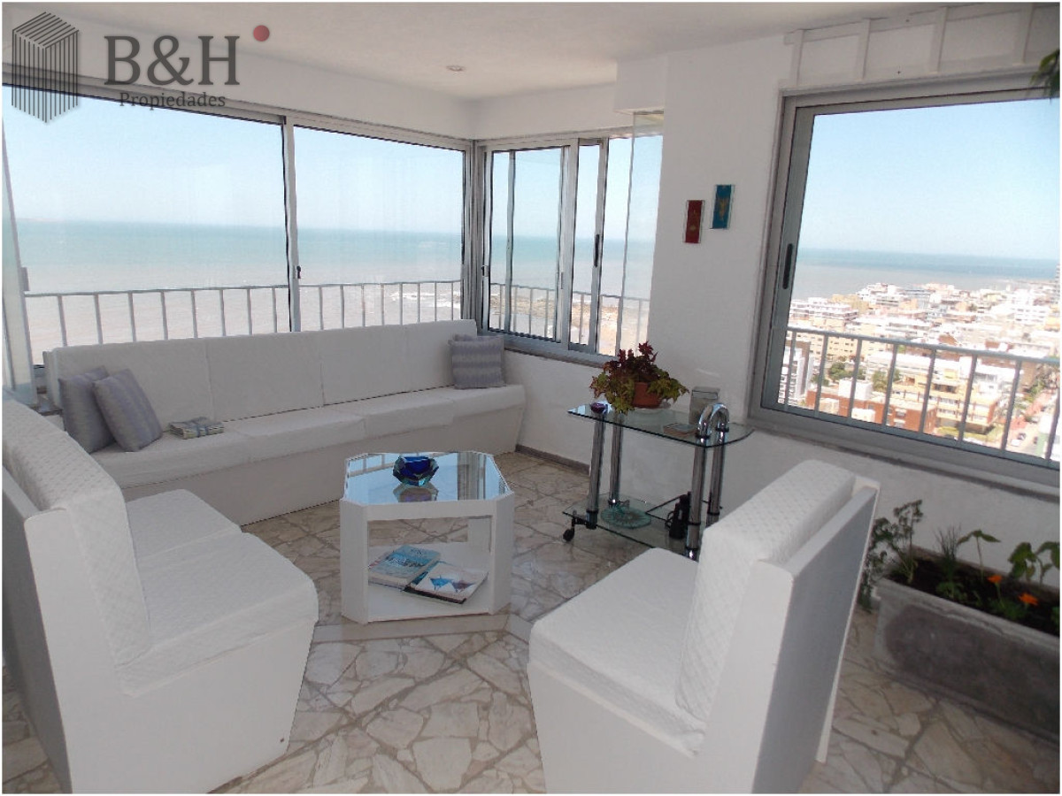 Apartamento ID.2503 - En Peninsula, con vista a brava y parrillero propio 