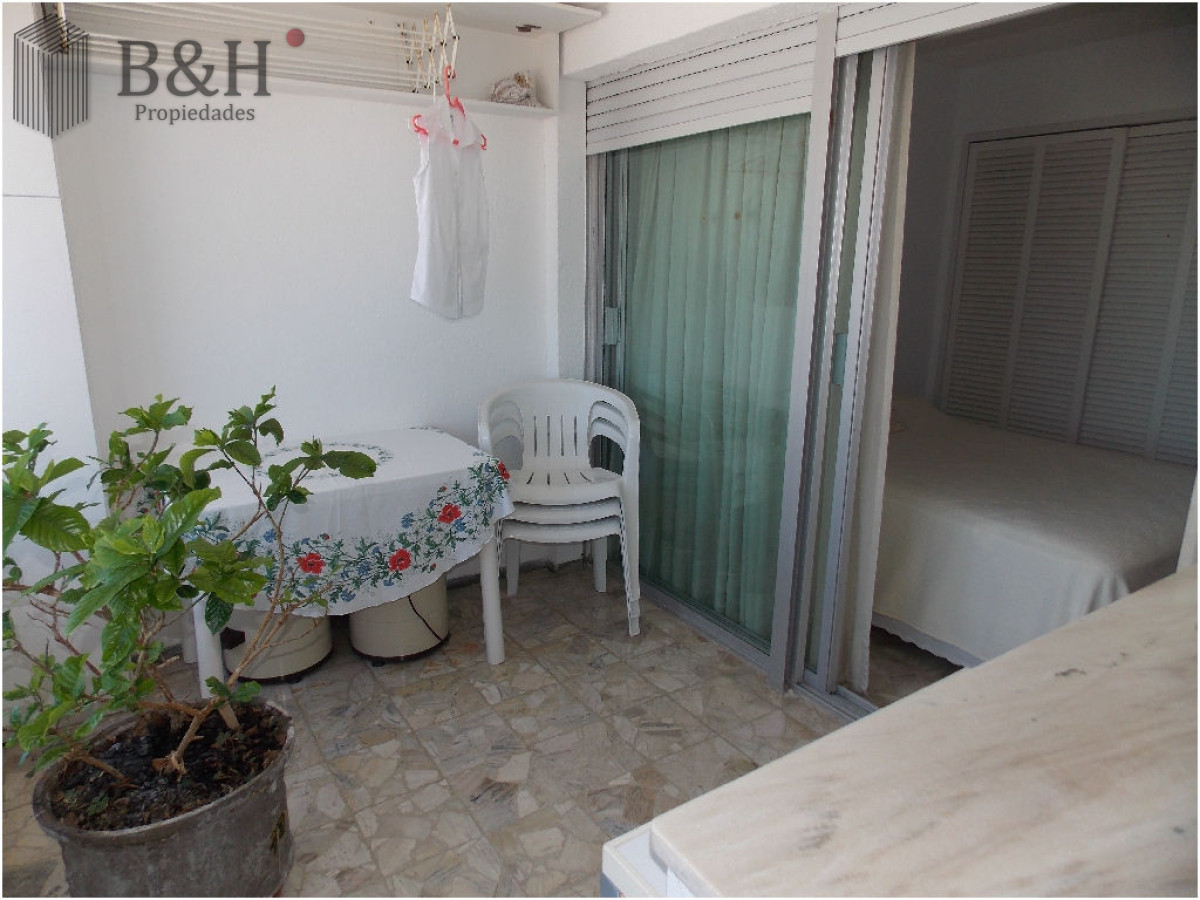 Apartamento ID.2503 - En Peninsula, con vista a brava y parrillero propio 