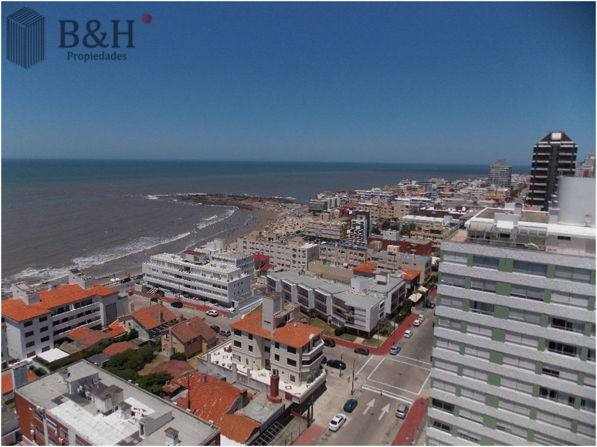 Apartamento ID.2503 - En Peninsula, con vista a brava y parrillero propio 