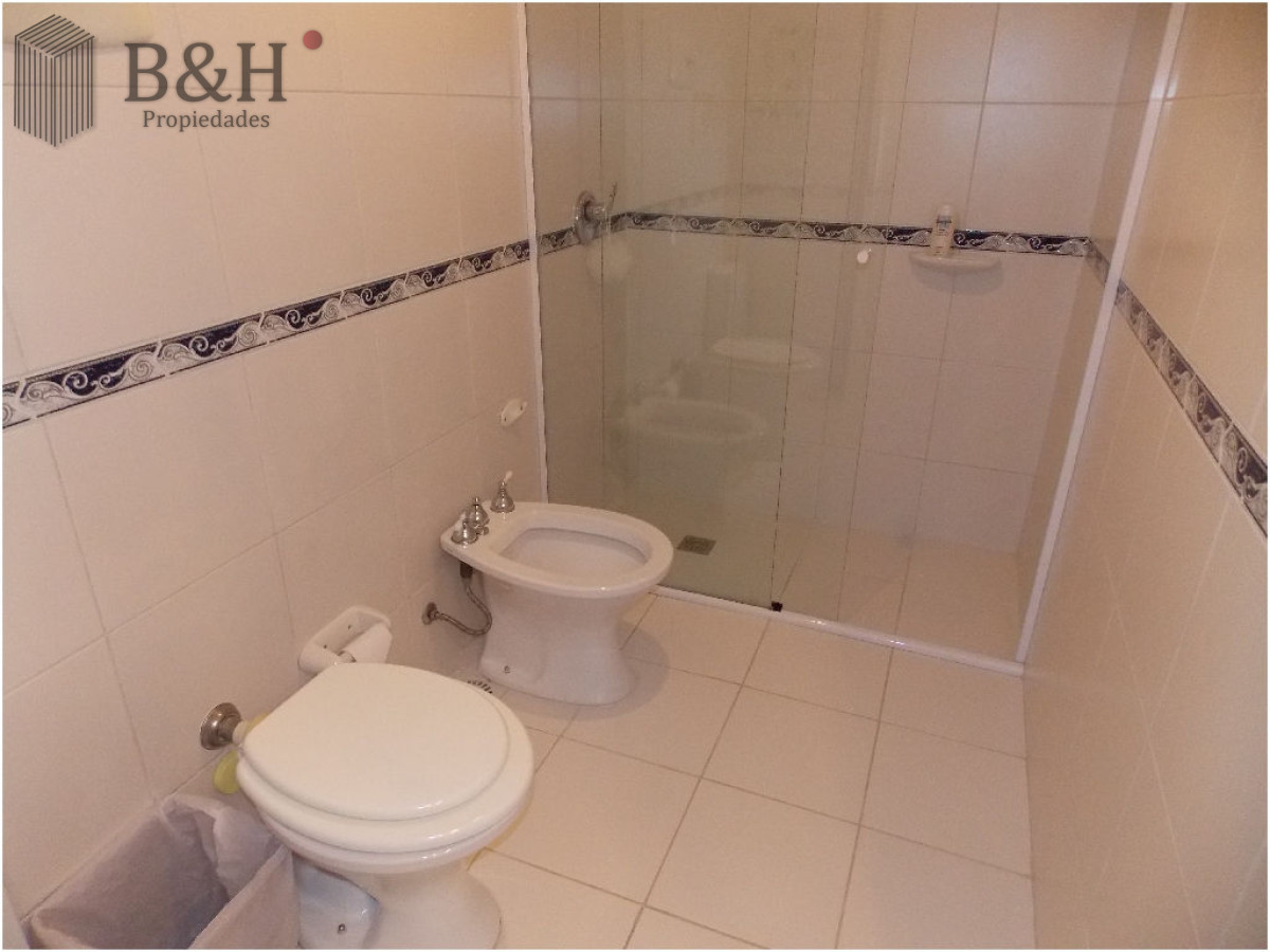 Apartamento ID.2503 - En Peninsula, con vista a brava y parrillero propio 