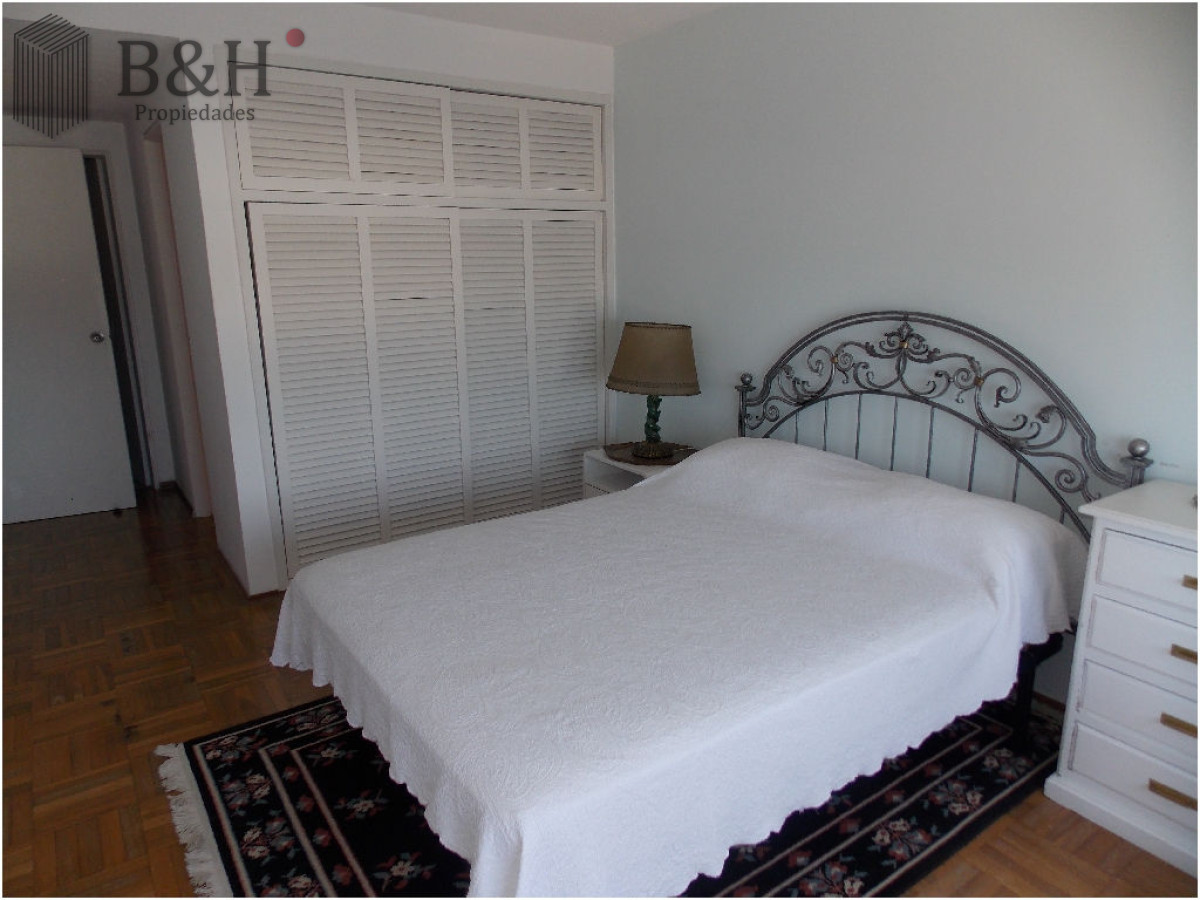 Apartamento ID.2503 - En Peninsula, con vista a brava y parrillero propio 