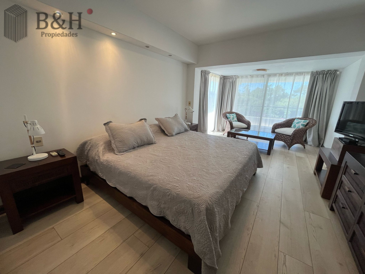 Apartamento ID.4433 - RINCON DEL INDIO A UNA CUADRA DE LA RAMBLA CON PARRILLERO PROPIO