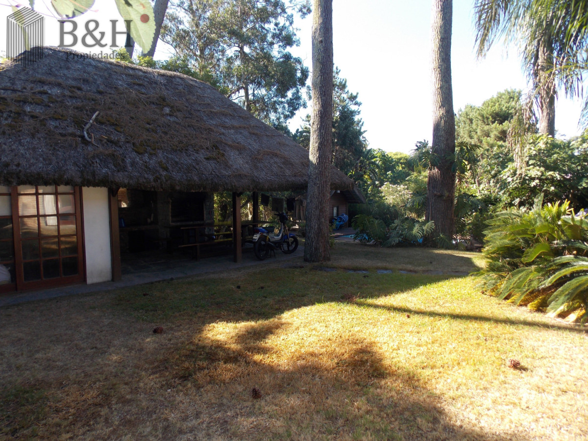 Casa ID.6286 - MANSA -PINARES PARADA 32 A 200METROS DE LA RAMBLA