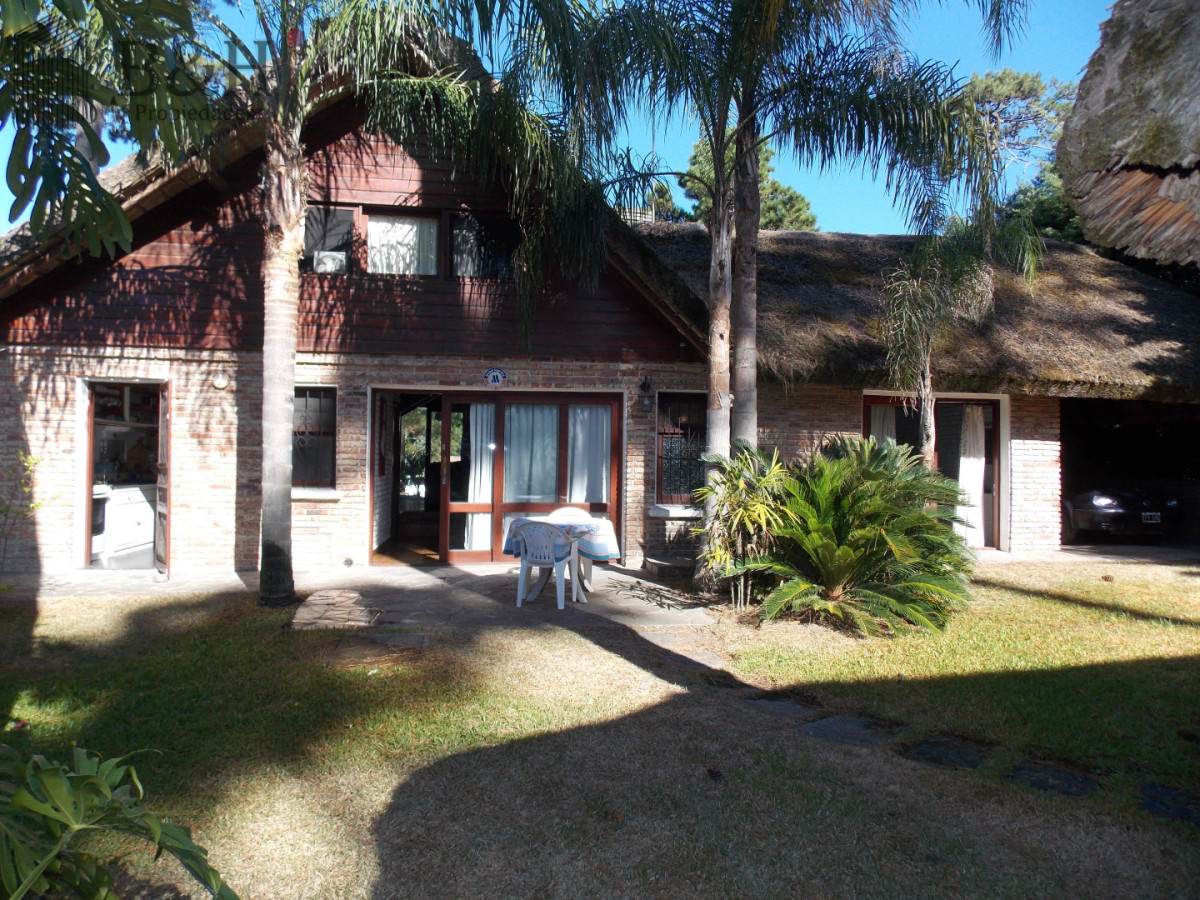 Casa ID.6286 - MANSA -PINARES PARADA 32 A 200METROS DE LA RAMBLA