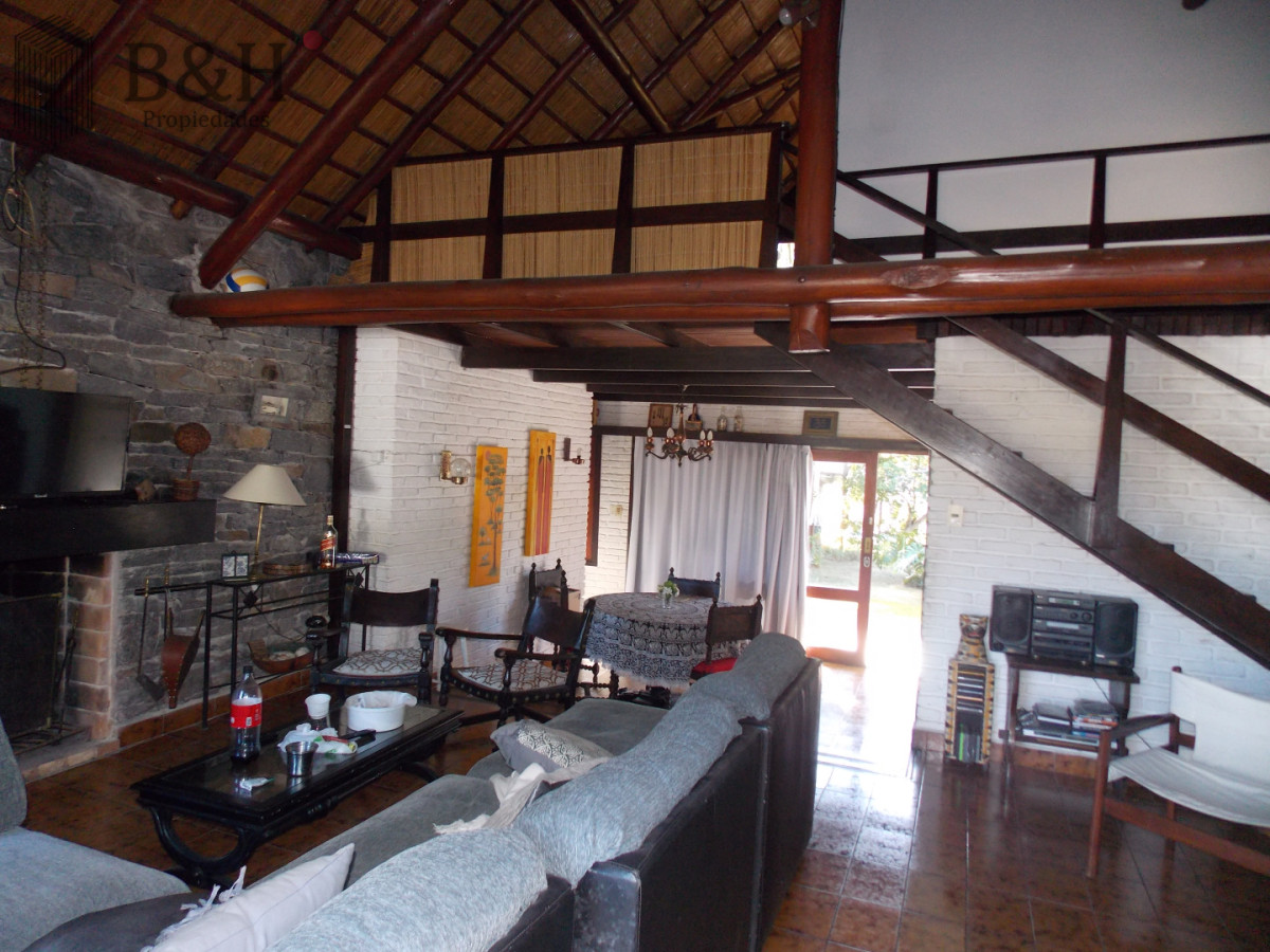 Casa ID.6286 - MANSA -PINARES PARADA 32 A 200METROS DE LA RAMBLA