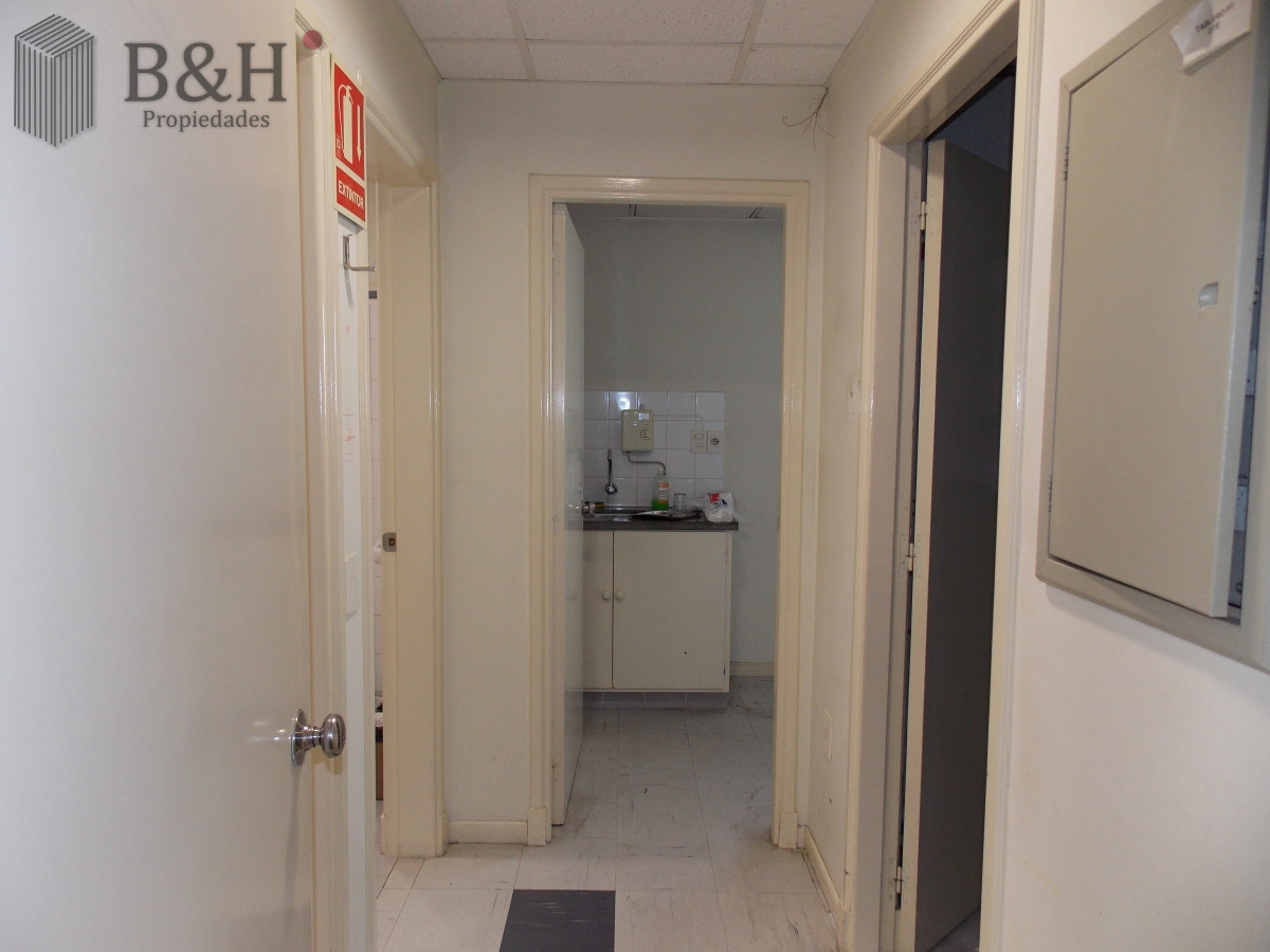 Local Comercial ID.4651 - LOCAL EN EL CENTRO DE MALDONADO EN ALQUILER 