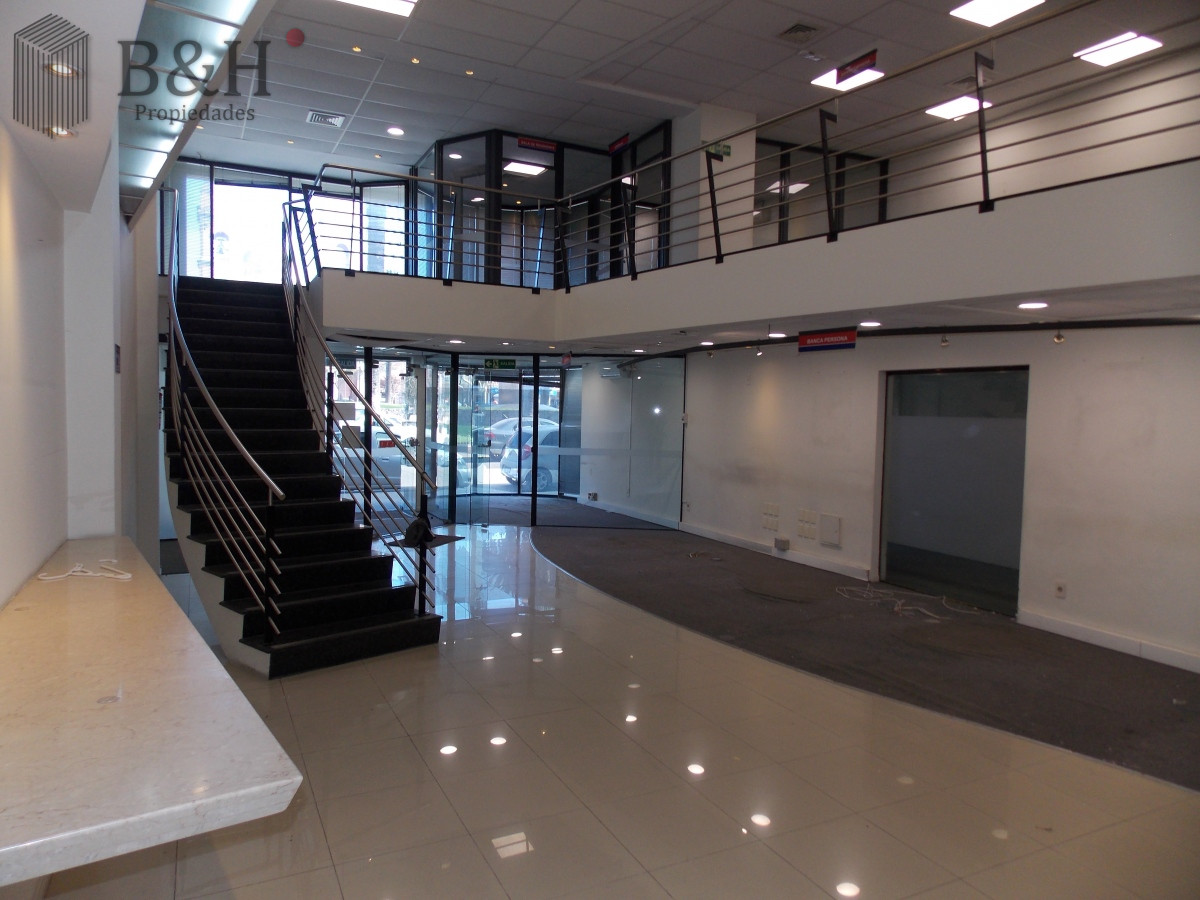 Local Comercial ID.4651 - LOCAL EN EL CENTRO DE MALDONADO EN ALQUILER 