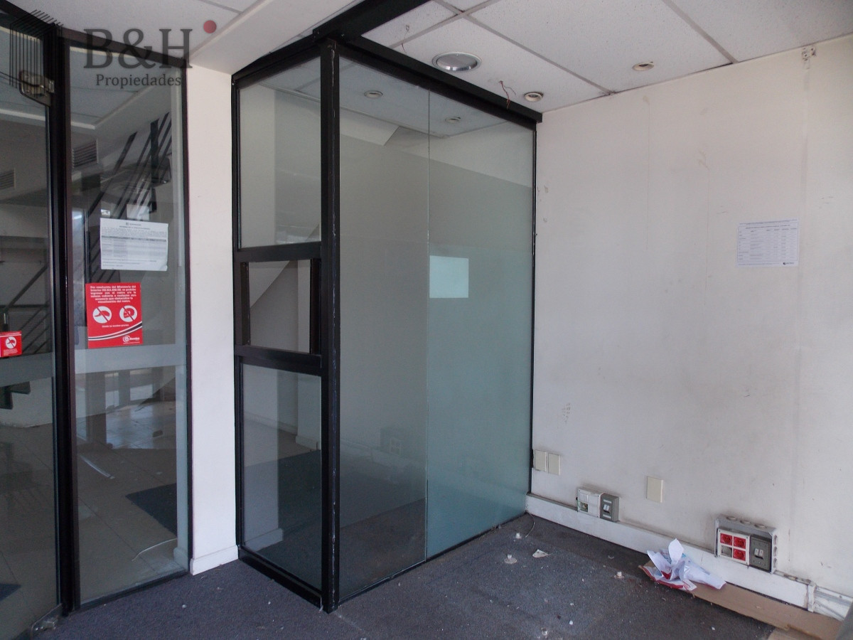 Local Comercial ID.4651 - LOCAL EN EL CENTRO DE MALDONADO EN ALQUILER 