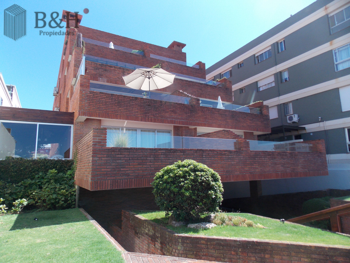 Apartamento ID.4699 - PENINSULA , FRENTE AL MAR BRAVA !!!
