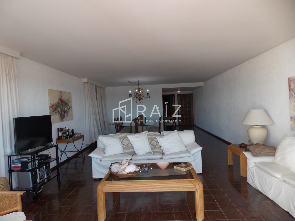 Apartamento ID.11146 - PENINSULA , FRENTE AL MAR BRAVA !!!
