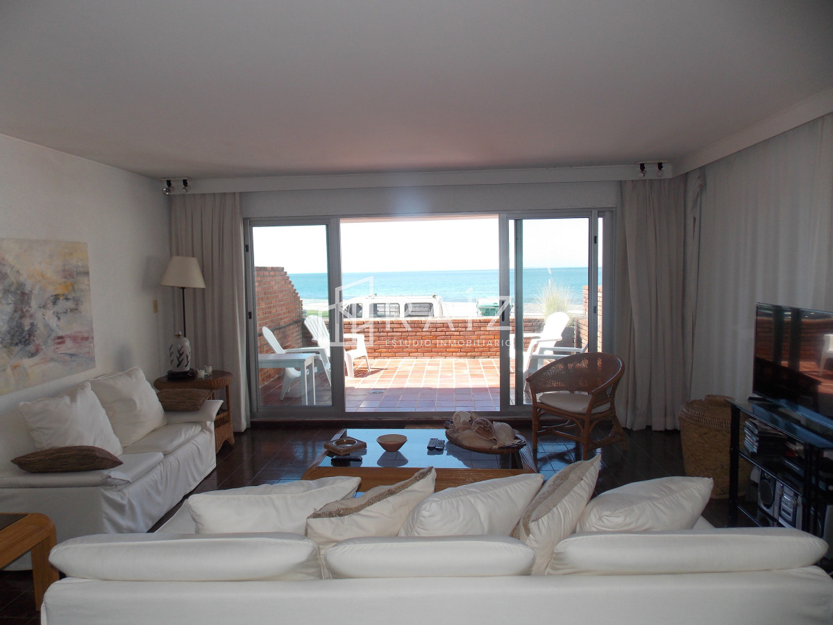 Apartamento ID.11146 - PENINSULA , FRENTE AL MAR BRAVA !!!