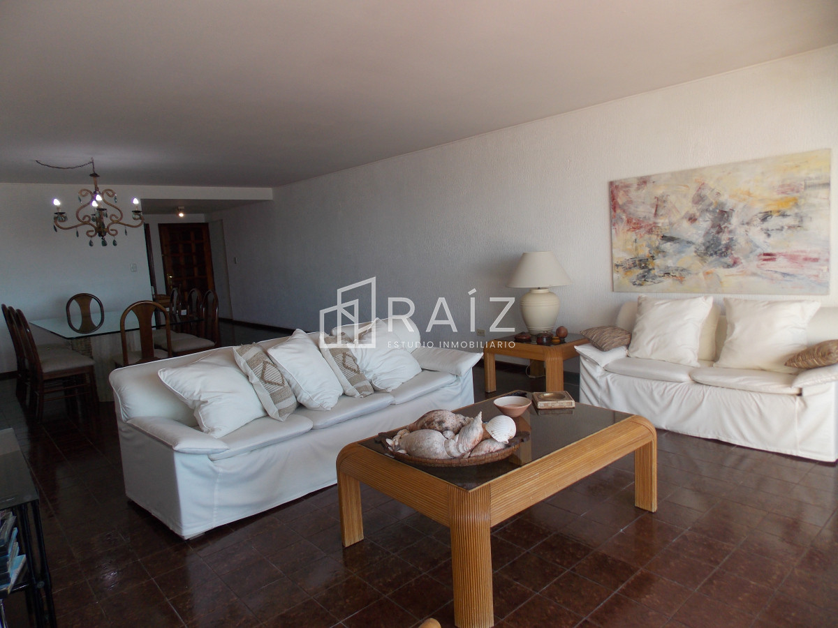 Apartamento ID.11146 - PENINSULA , FRENTE AL MAR BRAVA !!!