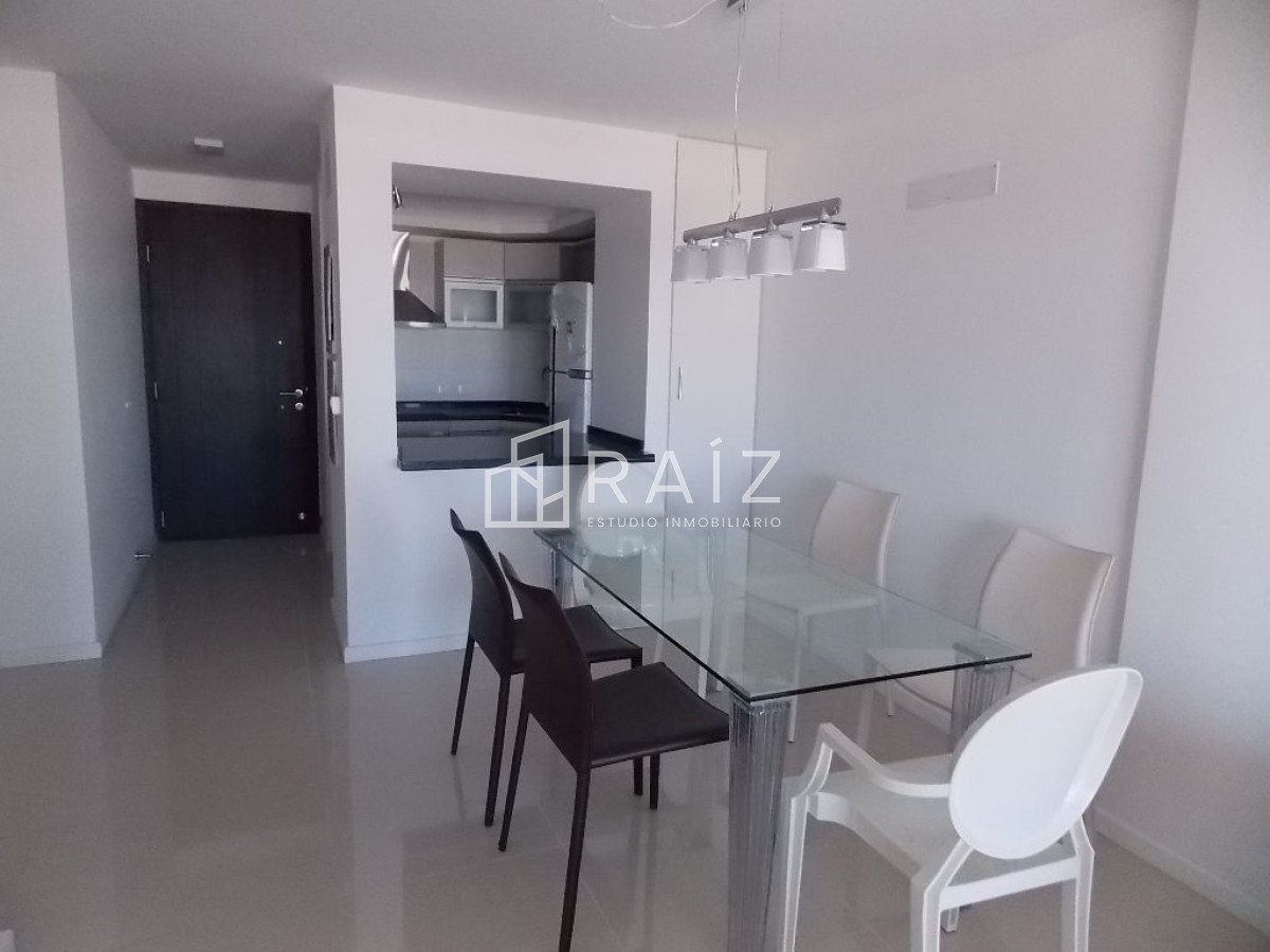 Apartamento ID.10536 - Apartamento en venta en Brava, 2 dormitorios y medio