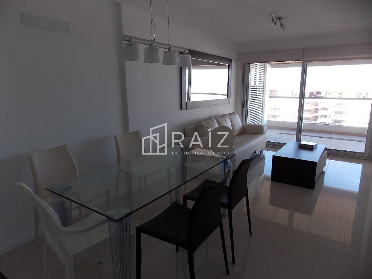 Apartamento ID.10536 - Apartamento en venta en Brava, 2 dormitorios y medio