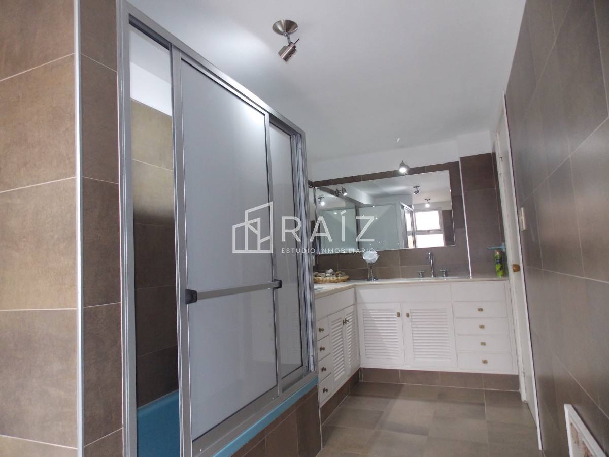 Apartamento ID.11146 - PENINSULA , FRENTE AL MAR BRAVA !!!