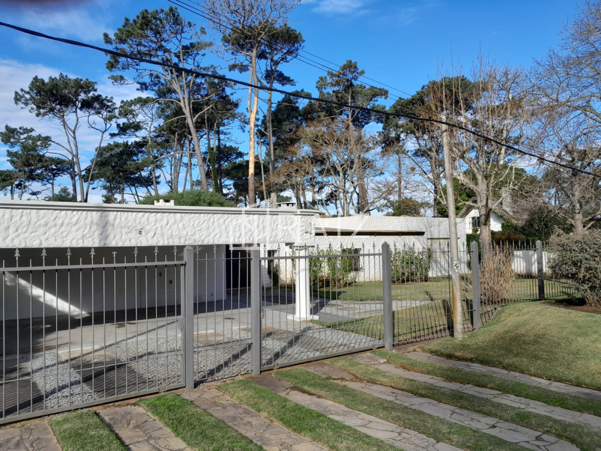 Casa ID.12041 - VENTA CASA 2 DORMITORIOS + BUNGALOW RINCON DEL INDIO