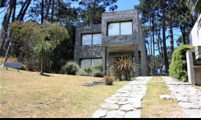 Casa en Montoya con vista al mar