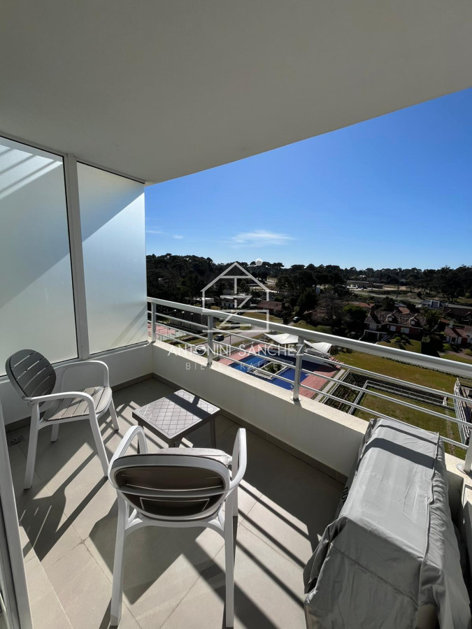 Apartamento ID.2657 - Venta Apartamento 1 Dormitorio Punta del Este Av Roosevelt