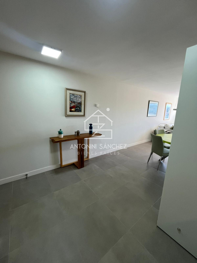 Apartamento ID.2657 - Venta Apartamento 1 Dormitorio Punta del Este Av Roosevelt